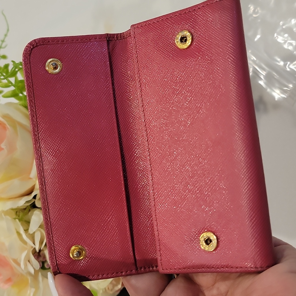 Authentic Prada Saffiano long key case - Picture 6 of 12